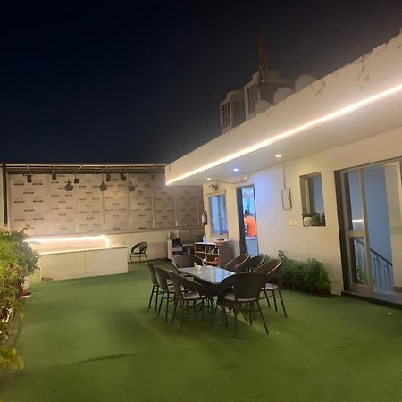 Hotel Aerostar Gold - Opposite Max Healthcare Delhi  Extérieur photo