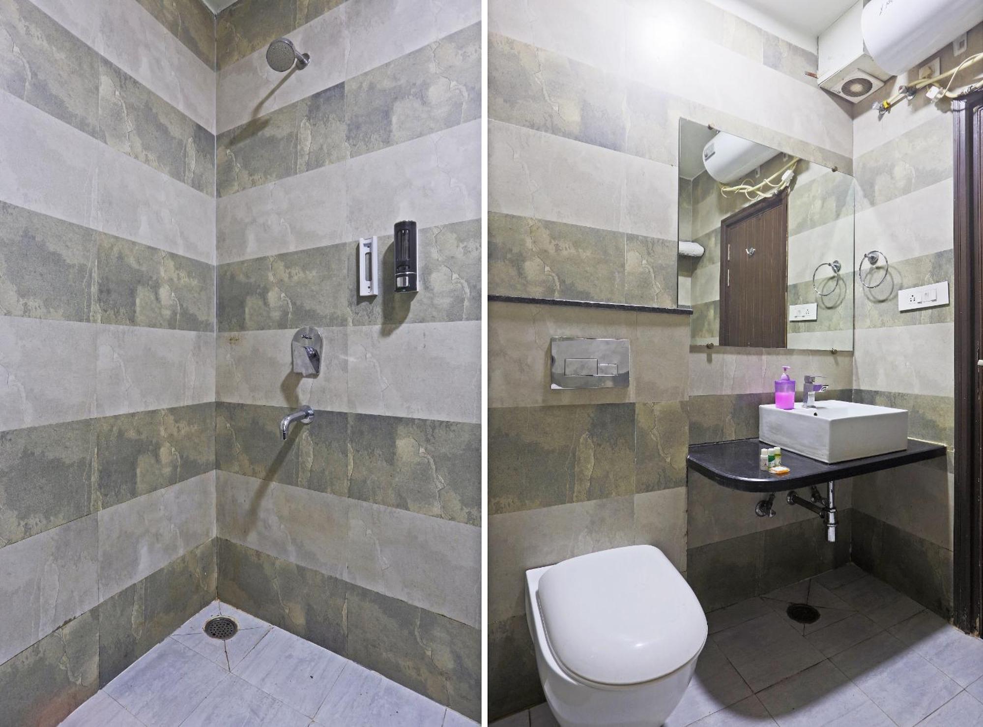 Hotel Aerostar Gold - Opposite Max Healthcare Delhi  Extérieur photo